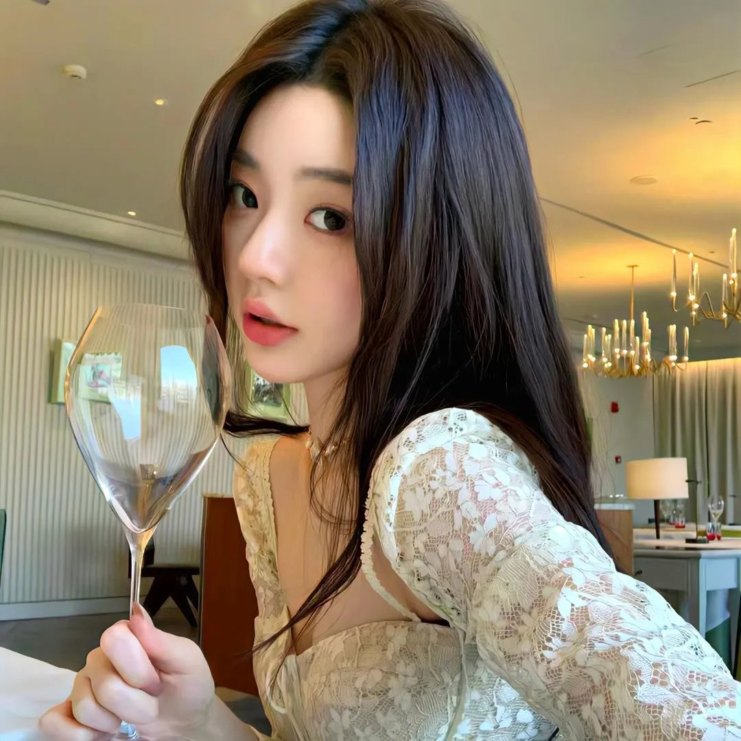 暗红